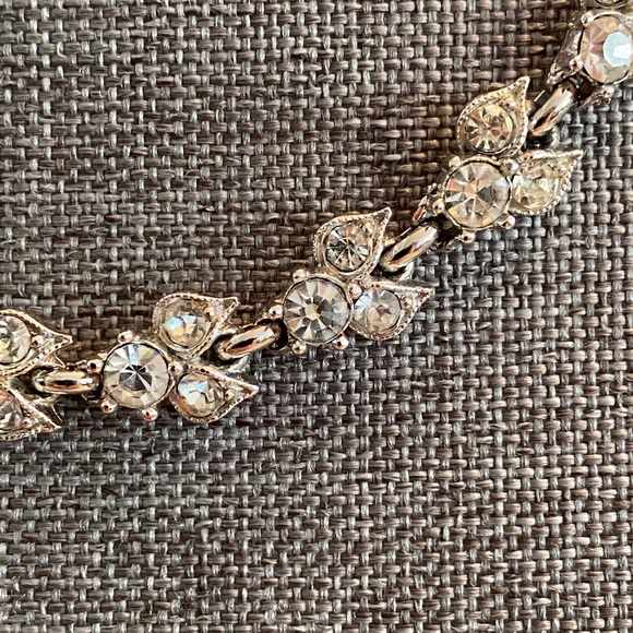 Bogoff signed rhinestone choker in excellent used condition - Picture 4 of 5